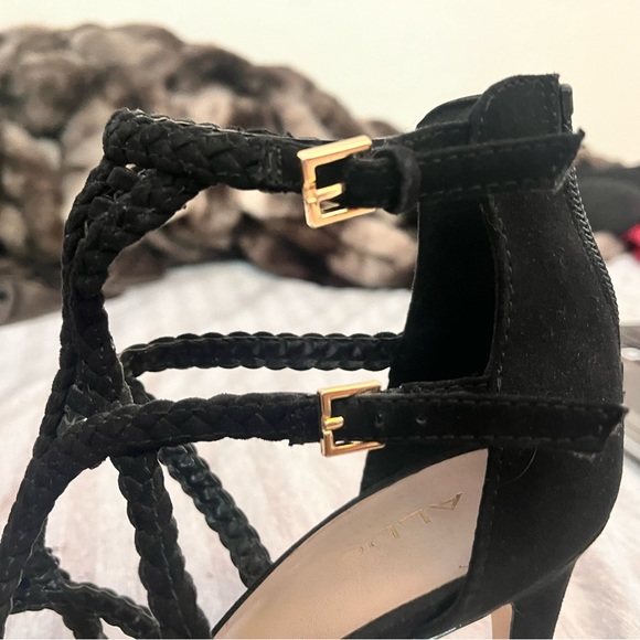 ALDO black straps heel - Picture 3 of 7